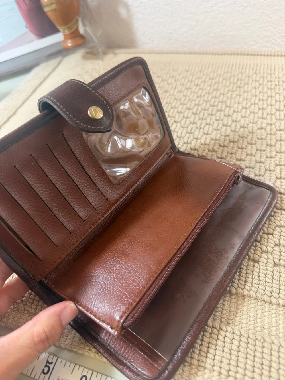 Vintage Liz Claiborne Brown Leather Checkbook Wallet Snap Closure